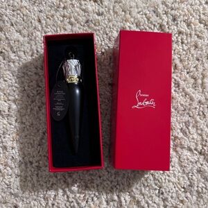 BRAND NEW Christian Louboutin Ultra Velvetty Matte Lipstick 005M Red Dramadouce